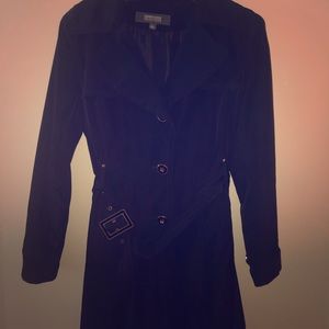 Black lightweight long sleeve trench coat